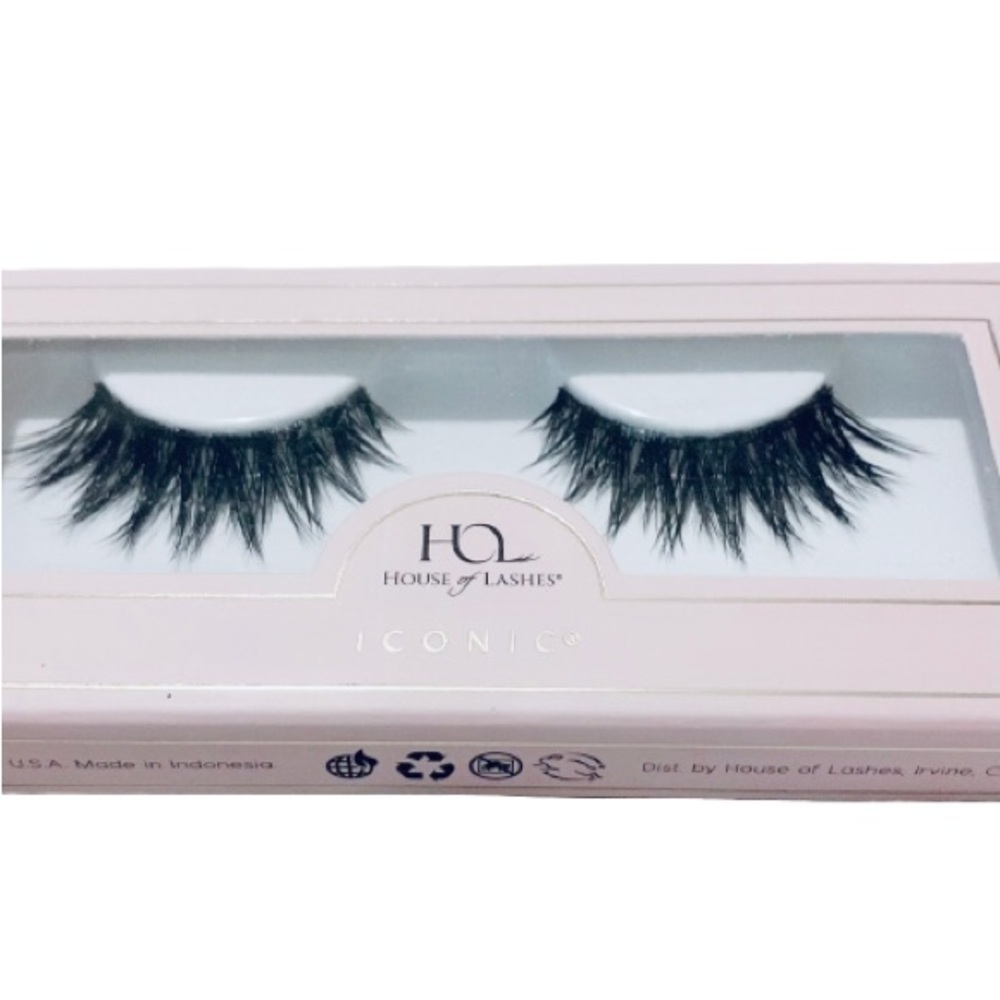 BNIB House of Lashes ICONIC Eye Lashes Premium quality